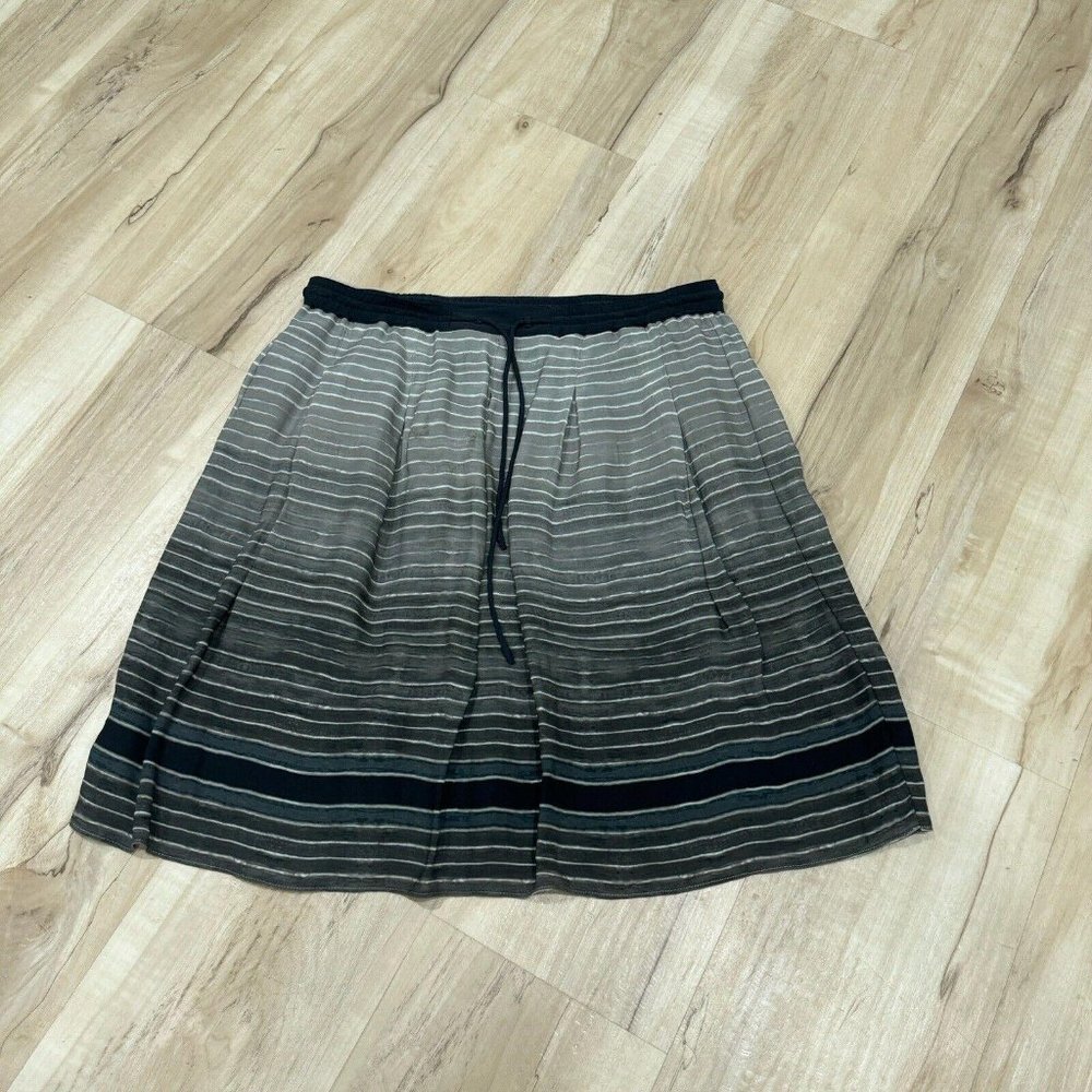 VINCE 100% Silk Pleated Striped Ombre Mini Skirt, Size Small, Multicolor‎